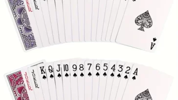 découvrez les jeux de cartes classiques qui ont traversé les âges ! profitez d'une sélection de jeux emblématiques comme le poker, le bridge ou le rami. amusez-vous seul ou entre amis et redécouvrez le plaisir du jeu de cartes dans une ambiance conviviale.