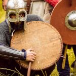 découvrez l'univers captivant de 'barbarians', une série dramatique qui plonge au cœur des conflits entre les peuples germaniques et l'empire romain, explorant des thèmes de loyauté, de trahison et de quête de liberté.