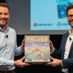 Deux équipes marketing du développement du jeu Galactic Cruise