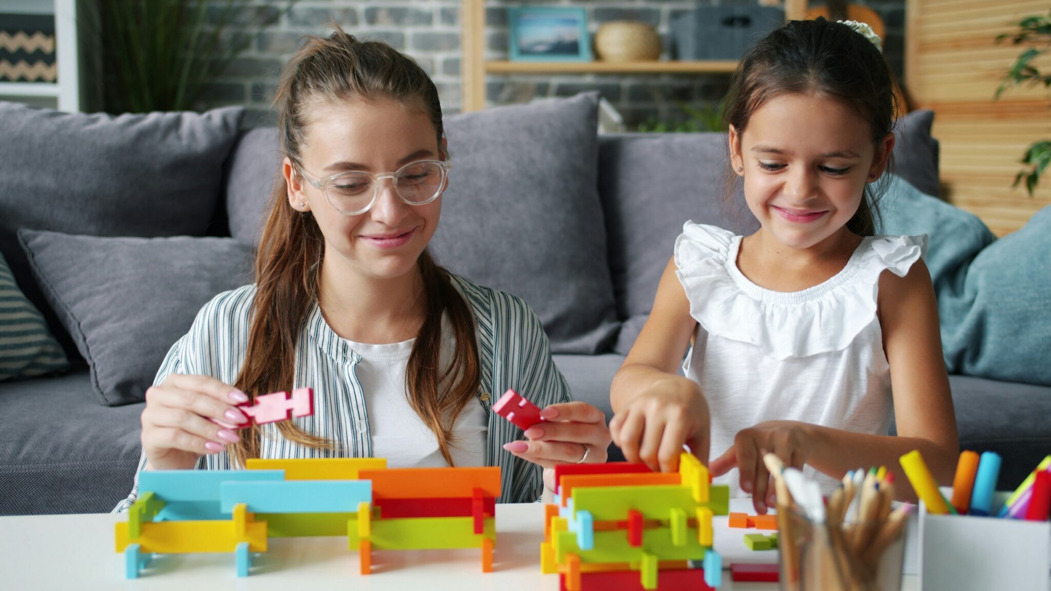 découvrez comment rendre les jeux pour enfants plus simples et adaptés à leur âge. des astuces pour les rendre accessibles et ludiques en fonction de leur développement.