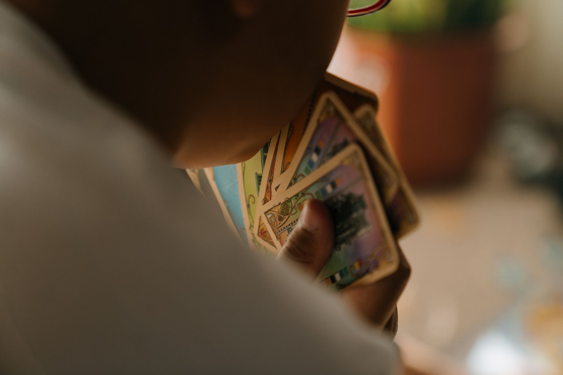 Découvrez la date de sortie de l’extension gardiens célestes du jeu de cartes Pokémon