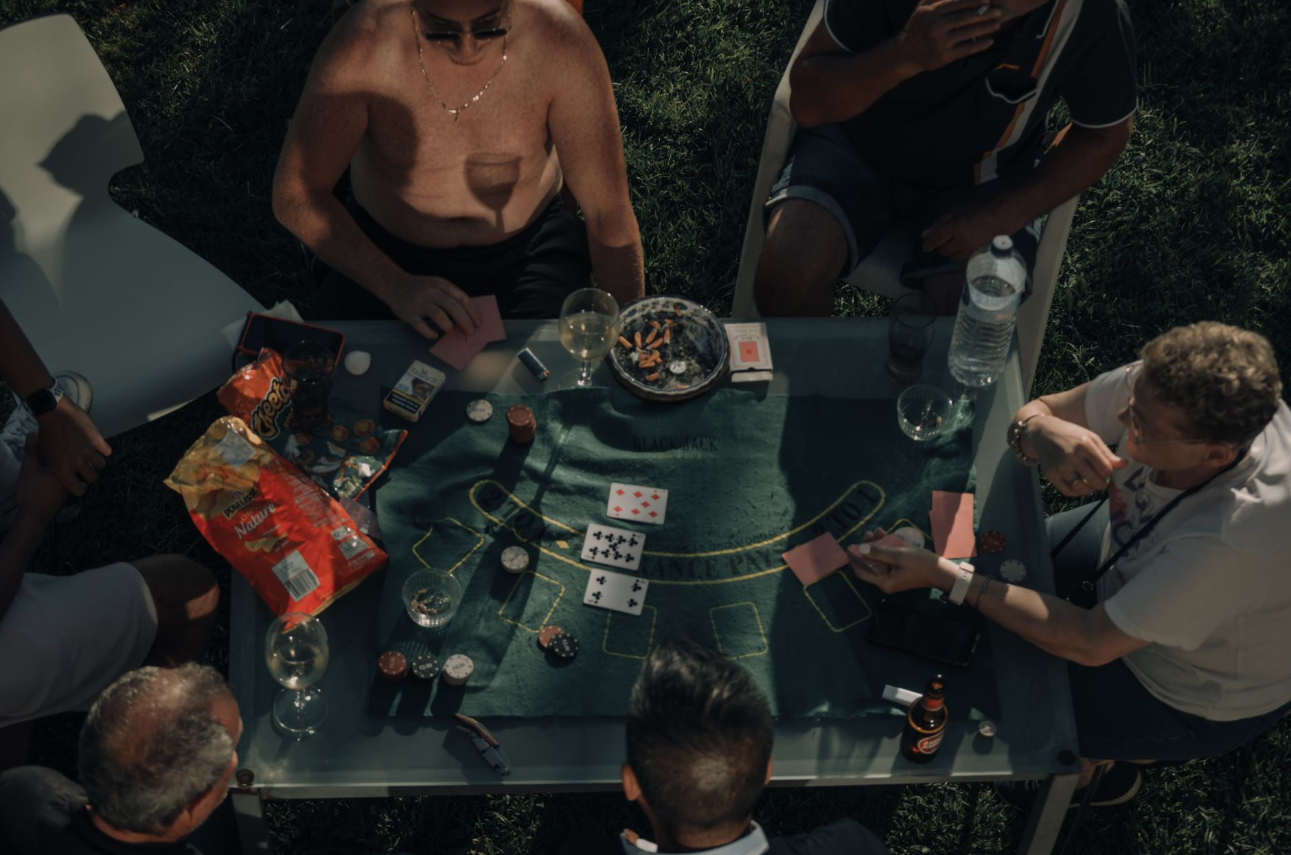 découvrez dix célébrités fascinées par l'univers des jeux de société et des jeux de rôle sur table. plongez dans leurs passions ludiques et laissez-vous inspirer par leurs anecdotes et recommandations. un article qui ravira les amateurs de jeux et les fans de ces personnalités !